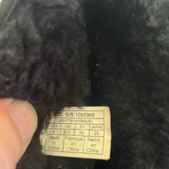 Ugg Bailey Bow II boots - Picture 7 of 9